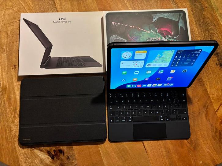 Apple Ipad Pro 11 2018 toetsenbord hoesje magic keyboard, Computers en Software, Apple iPads, Zo goed als nieuw, Apple iPad Pro