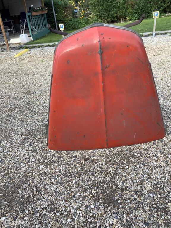 Volvo PV 544 444 kattenrug duett 210 motorkap rood vroeg, Auto-onderdelen, Carrosserie en Plaatwerk, Motorkap, Gebruikt, Ophalen of Verzenden