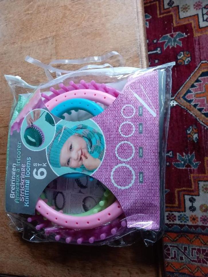 Breiringen , compleet set ,, Hobby en Vrije tijd, Breien en Haken, Nieuw, Breien, Patroon of Boek, Ophalen of Verzenden