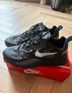 Zwarte Nike Air Max 270 React - Maat 46, Ophalen of Verzenden, Gedragen, Zwart, Sneakers of Gympen