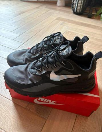 Zwarte Nike Air Max 270 React - Maat 46 beschikbaar voor biedingen
