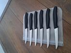 Victorinox steakmessen zwart, Ophalen of Verzenden, Zo goed als nieuw, Rvs of Chroom, Vaatwasserbestendig