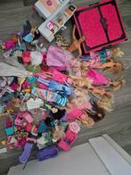 Grote Barbie verzameling met accessoires, Kinderen en Baby's, Ophalen of Verzenden, Gebruikt, Barbie