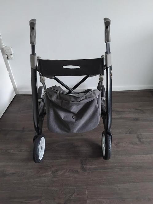 Carbon Ultralight zwarte rollator, Diversen, Rollators, Zo goed als nieuw, Ophalen of Verzenden