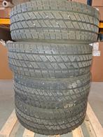 Winterbanden Renault trafic 2012, Auto-onderdelen, Banden en Velgen, Ophalen, Bestelwagen, 16 inch, Banden en Velgen