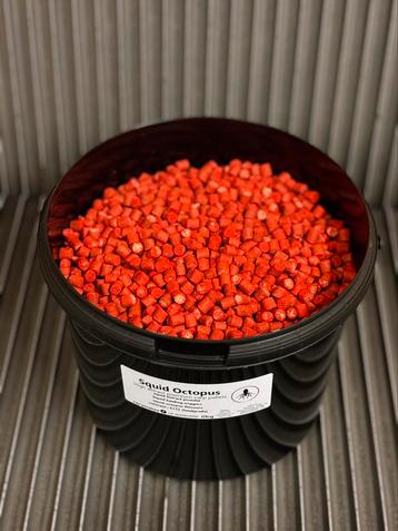 Squid octopus high attract pellets 6mm beschikbaar voor biedingen