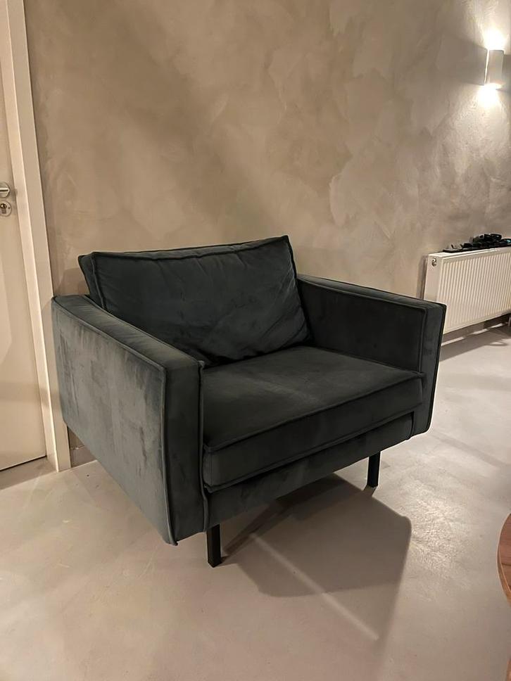 Blauwe Fauteuil / Loveseat - Stijlvol en Comfortabel, Huis en Inrichting, Fauteuils, Zo goed als nieuw, Stof, 75 tot 100 cm, Ophalen