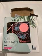 Roze Mini USB Ventilator - Nieuw in doos, Ophalen of Verzenden, Nieuw, Tafelventilator