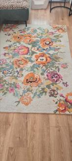 Leuke vloerkleed bloemen, Huis en Inrichting, Stoffering | Tapijten en Kleden, Ophalen, Crème, 150 tot 200 cm, 200 cm of meer
