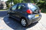 Toyota Aygo 1.0-12V + nw apk 31-7-2026 5 drs 144 dkm N.A.P., Voorwielaandrijving, Stof, 4 stoelen, 68 pk
