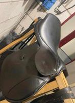 Wembley springzadel 17,5 inch, Ophalen, Zo goed als nieuw