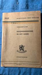 Ned. Voorschrift 3325 gezondheidszorg in her leger MVO 1954, Ophalen of Verzenden, Landmacht, Nederland, Boek of Tijdschrift