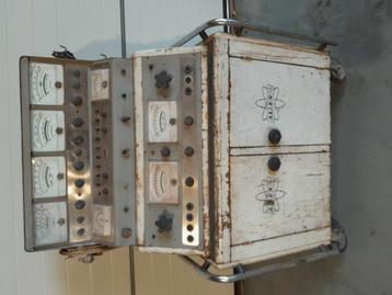 Vintage Allen Testkast deco beschikbaar voor biedingen