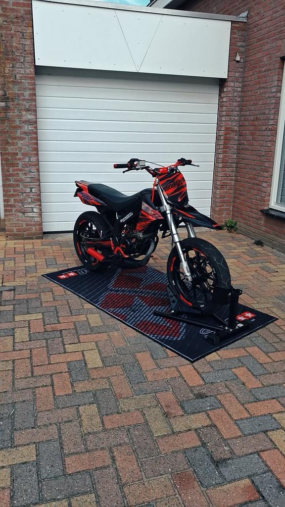 Derbi DRD evo, Fietsen en Brommers, Brommers | Derbi, Zo goed als nieuw, Ophalen of Verzenden