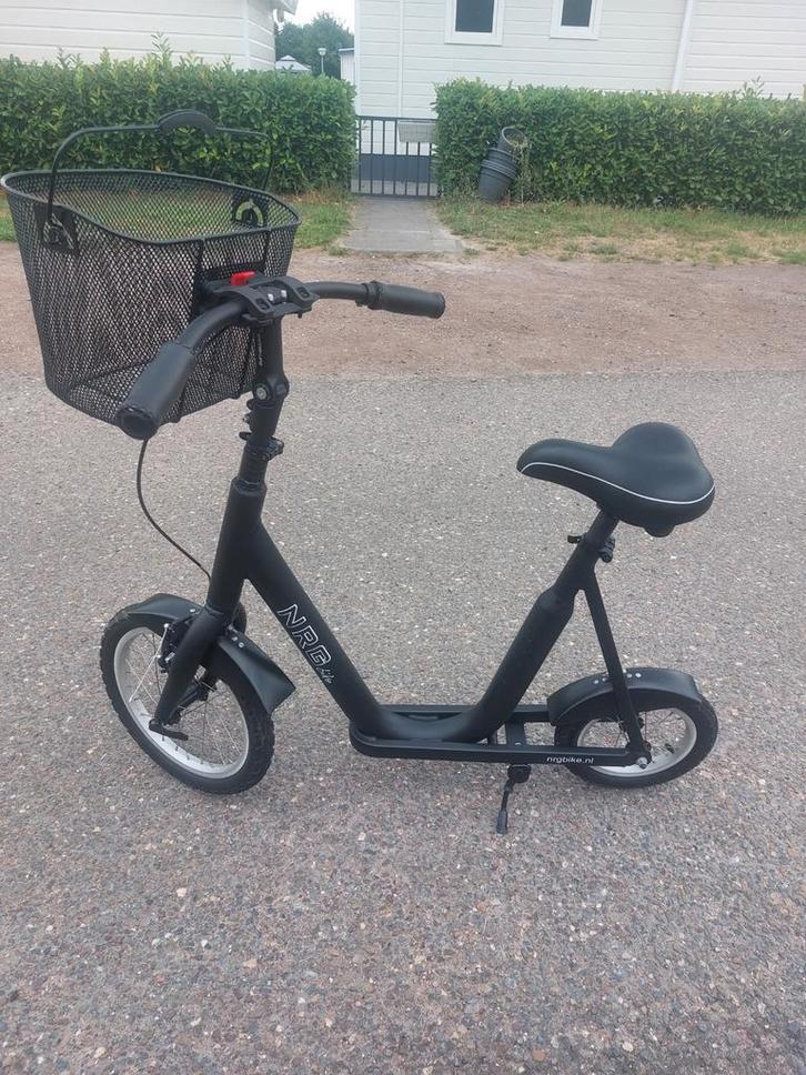 Nrg  ook in zilver loopfiets nrgbike loop fiets, Fietsen en Brommers, Steps, Zo goed als nieuw, Ophalen of Verzenden