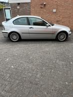 BMW 3-Serie 1.8 316 Compact 2001 Grijs met nieuwe APK, Auto's, BMW, 74 €/maand, 750 kg, 4 cilinders, 1796 cc