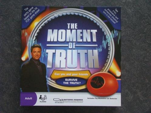 spel: The moment of Truth, Hobby en Vrije tijd, Gezelschapsspellen | Overige, Zo goed als nieuw, Drie of vier spelers, Vijf spelers of meer