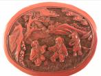Chinese cinnabar oval  lacquer box, Antiek en Kunst, Ophalen of Verzenden