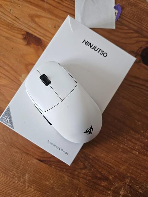 VAXEE x NINJUTSO SORA Wireless (4K)[White] 4 maanden oud, Computers en Software, Muizen, Zo goed als nieuw, Ophalen
