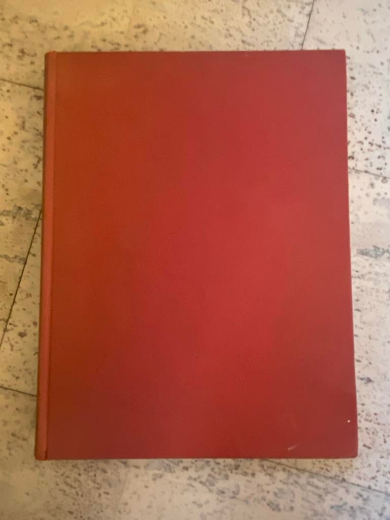 Lanny Budd's Wereld in Beeld - Upton Sinclair, Boeken, Ophalen of Verzenden, 20e eeuw of later, Gelezen, Europa