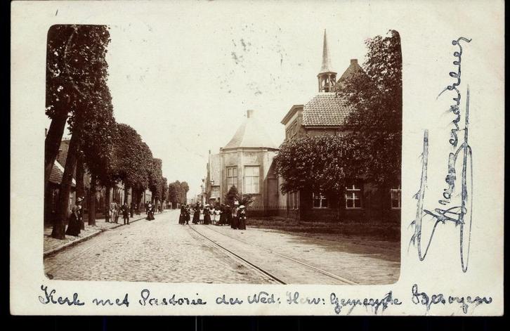 Besoijen bij Waalwijk , FOTOKAART Straatgez. met volk, 1902, Verzamelen, Ansichtkaarten | Nederland, Gelopen, Noord-Brabant, Voor 1920