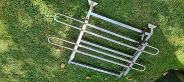 Solide fietsenrek met werk , volkswagen t2 bus beschikbaar voor biedingen