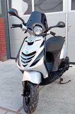 Piaggio Zip 4T Scooter Glans Zilver FULL OPTION (BROM), Piaggio, N.V.T., Zo goed als nieuw, Benzine