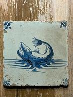 Antieke tegel vis haai, Antiek en Kunst, Antiek | Wandborden en Tegels, Ophalen of Verzenden