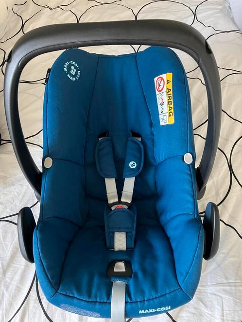 Maxi cosi Rock + isofix familyfix 2 + newborn + winterzak, Kinderen en Baby's, Autostoeltjes, Zo goed als nieuw, Maxi-Cosi, 0 t/m 13 kg