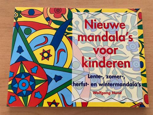 Kleurboek ‘Nieuwe mandala’s voor kinderen’, Hobby en Vrije tijd, Tekenen, Zo goed als nieuw, Ophalen of Verzenden