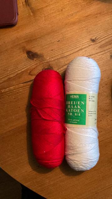 Breikatoen haakkatoen beschikbaar voor biedingen
