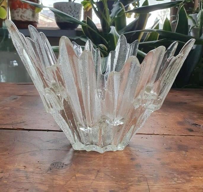 Schaal Tauno Wirkkala Revontulet glass bowl, Schaal, Ophalen of Verzenden, Overige vormen, Glas