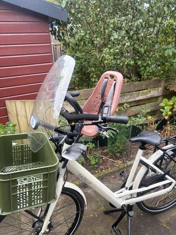 Fietsstoel Yepp - voorstoeltje - met windscherm beschikbaar voor biedingen