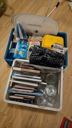 2 kratten met diverse rommelmarkt spullen, Diversen, Ophalen, Gebruikt