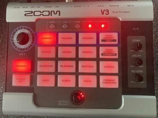 ZOOM V3 Vocal processor incl. voeding, Muziek en Instrumenten, Effecten, Zo goed als nieuw, Chorus, Delay of Echo, Reverb, Volume