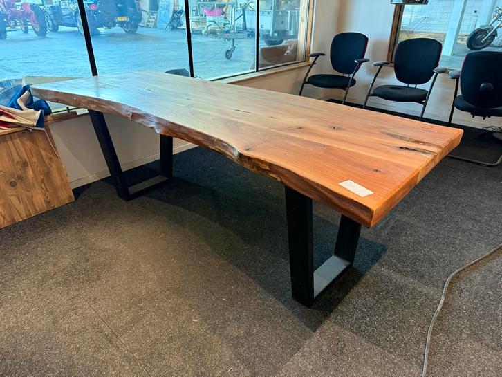 Boomstam Walnoot Eettafel - Uniek & Robuust, Antiek en Kunst, Antiek | Meubels | Tafels, Ophalen