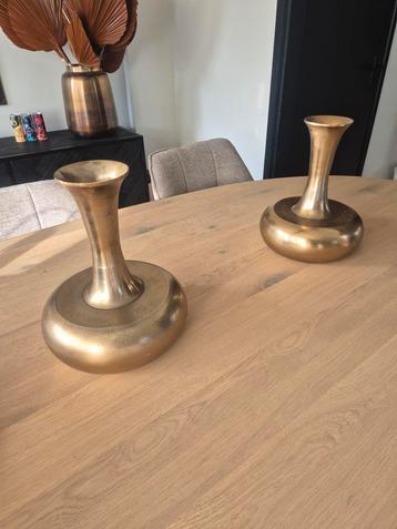 2 Gouden Sieraden Vazen - Zo Goed Als Nieuw beschikbaar voor biedingen