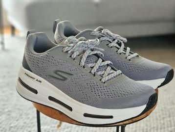 Skechers Max Cushioning maat 43 beschikbaar voor biedingen