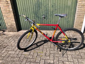 2 nette goede mounten bike's einde hobby beschikbaar voor biedingen