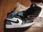Jordan 1 maat 39, valt als 38, Kleding | Heren, Schoenen, Ophalen of Verzenden, Nieuw