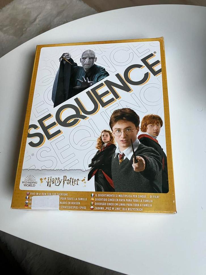 Sequence Harry Potter Bordspel, Hobby en Vrije tijd, Gezelschapsspellen | Bordspellen, Zo goed als nieuw, Ophalen of Verzenden