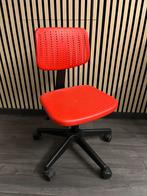 IKEA kinder bureaustoel (rood), Huis en Inrichting, Ophalen, Zo goed als nieuw, Rood, Bureaustoel