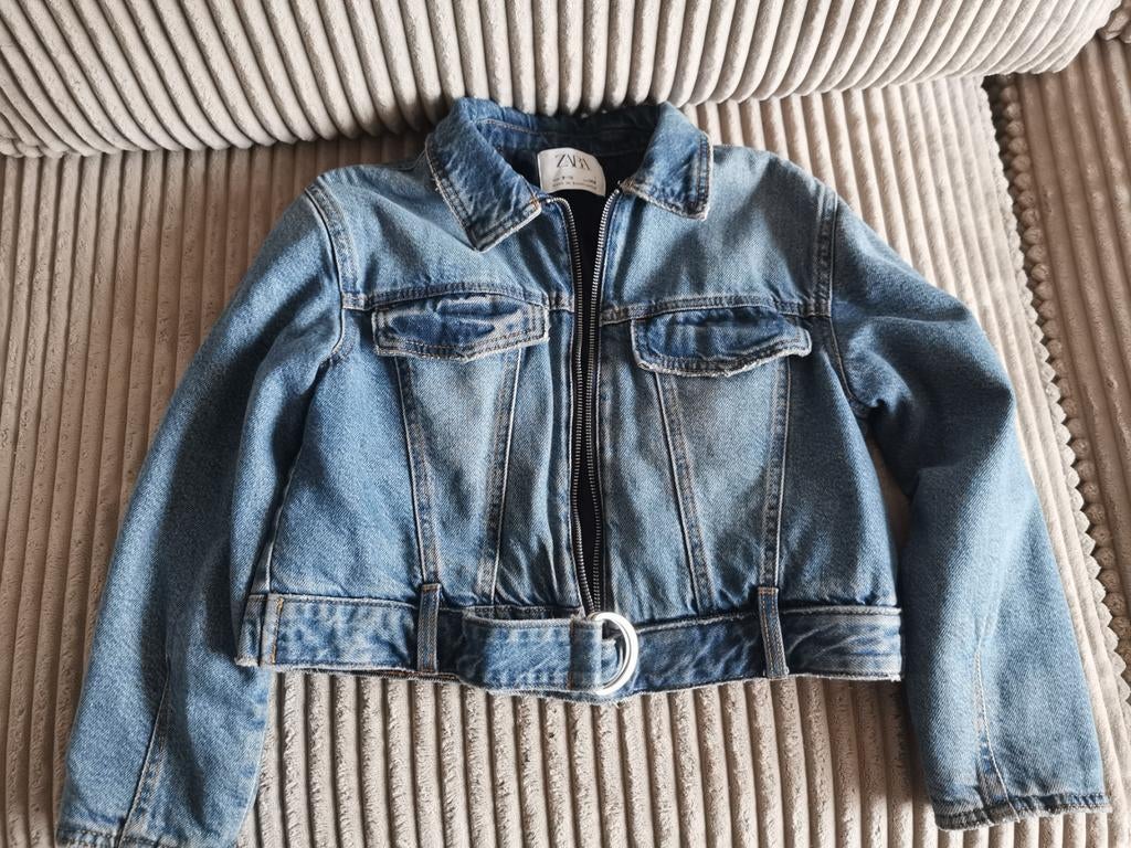 Zara spijkerjasje maat 140, Ophalen of Verzenden, Zo goed als nieuw, Zara, Jongen of Meisje