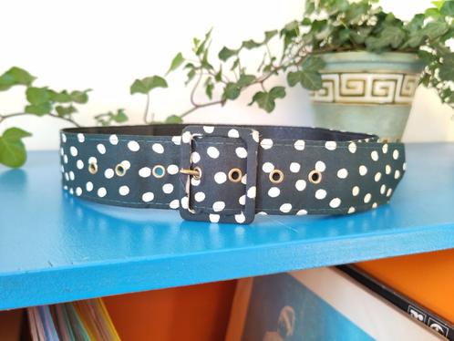 Vintage tailleriempje - 70s - maat XS - S - M, Kleding | Dames, Riemen en Ceinturen, Gedragen, Tailleriem, 80 tot 90 cm, 3 tot 5 cm