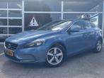 Volvo V40 2.0 D2 Summum Business /Climate/Cruise/Navi/Trekha, Auto's, Voorwielaandrijving, Gebruikt, Euro 6, 4 cilinders