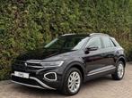 Volkswagen T-Roc 1.5 TSI Style CarPlay Panorama, Zwart, 4 cilinders, 150 pk, Zwart