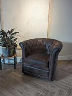Chesterfield stijl fauteuil - donkerbruin - stoel - zgan 2st, Huis en Inrichting, Fauteuils, Minder dan 75 cm, Stof, Zo goed als nieuw