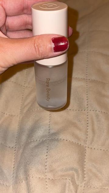 Rare Beauty Mist - 3/4 Vol beschikbaar voor biedingen