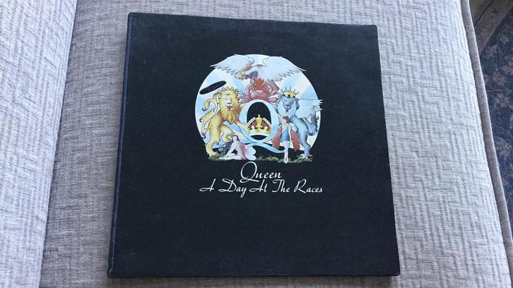 Lp: Queen - A day at the races (1976), Cd's en Dvd's, Vinyl | Overige Vinyl, Gebruikt, 12 inch, Ophalen of Verzenden