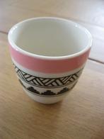 bekers en bekers op een dienblad / nieuw, Ophalen, Nieuw, Overige stijlen, Kop(pen) en/of Schotel(s)